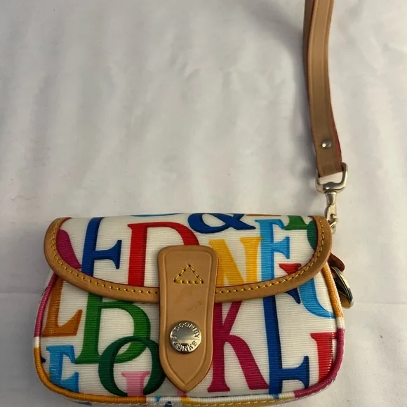 DOONEY & BOURKE WRISTLET, Retro Grafica Grafitti Flap CORK Wristlet, NEW w/ Tags - Picture 4 of 14